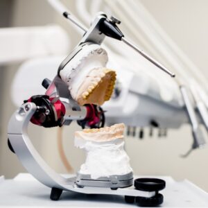 Karşıyaka implant fiyatları